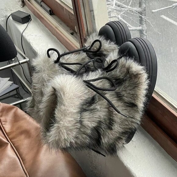 Luxury Winter Boots โ Made in Quebec ๐จ๐ฆ โ Brand New - Picture 3 of 6